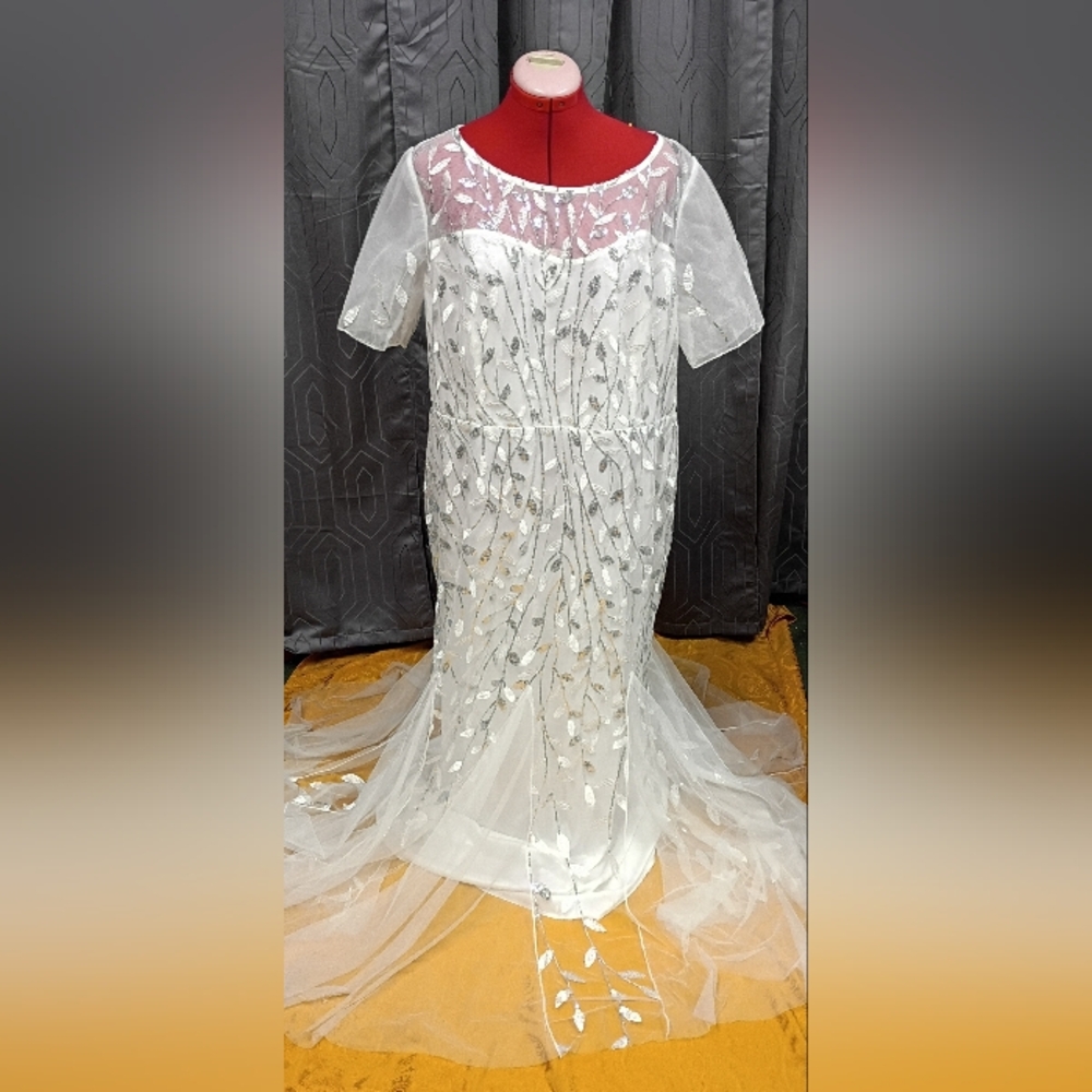 NWT Ever Pretty White Floral Sequin  Formal Evening Wedding Dress Size 8XL (24) - Picture 4 of 12